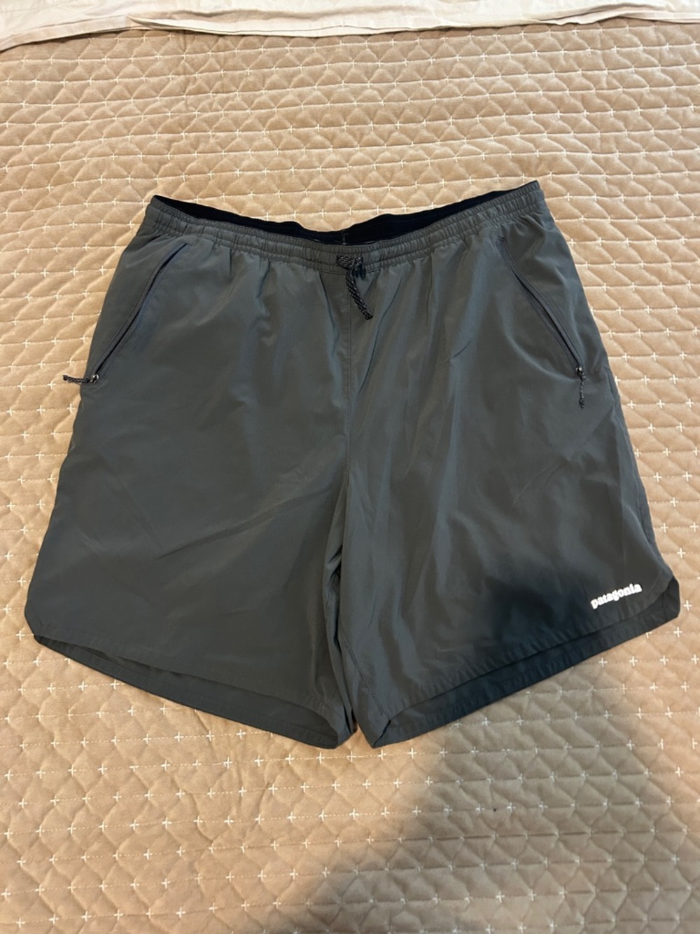 Patagonia Men's Dark Gray Athletic Quick-Dry Shorts